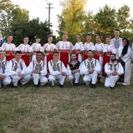 Ansamblul ,,Junii Timișului" alături de ,,Stelele Banatului" , in cadrul ,,Festivalului Papricașului și Vinului", de la Buziaș