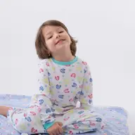 Doar ce-i mai bun pentru micutul tau! Aici gasesti cele mai pufoase pijamale pentru copii!