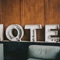 Reciclarea deșeurilor în hotelul tău - Cum poți să fii mai eco-friendly!