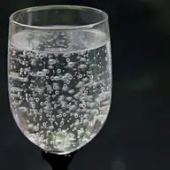 4 beneficii importante ale apei minerale