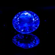 Fluorescenta diamantelor