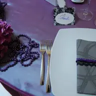 Rayna Decor