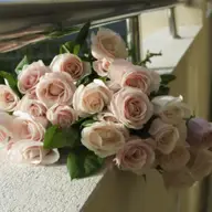 La Maison d’Or găsești cele mai frumoase buchete de flori cu livrare rapidă din București