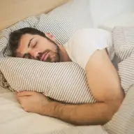 Somnul de noapte: de ce este vital pentru sănătate