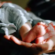 3 produse pentru bebeluși care îți vor face viața mai ușoară