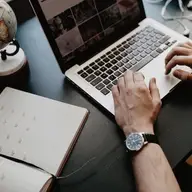 Ce trebuie să știi dacă vrei să devii freelancer