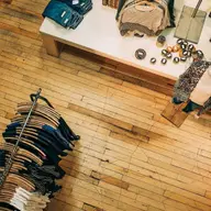 TOP 3 tipuri de magazine în care poți găsi articole de designer la prețuri atractive