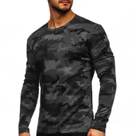 De ce orice bărbat ar trebui să dețină o bluză henley?