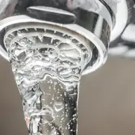 Apa dură și pericolele la care te expui în fiecare zi, fără să-ți dai seama