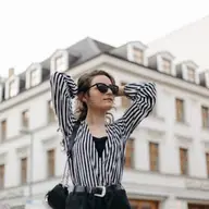 Cum să te îmbraci la birou toamna aceasta