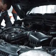 Ce beneficii ai, dacă apelezi la un service autorizat