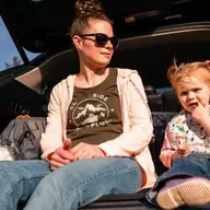 Sfaturi pentru alegerea scaunului auto potrivit pentru micuțul tău