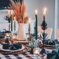 Masa festivă de Crăciun: 5 idei de decorare