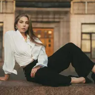 Trucuri în modă pentru a introduce haine elegante în ținutele de zi cu zi