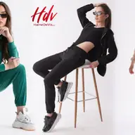 Cum să te îmbraci comod și cu bun-gust: 5 modele de treninguri pentru femei