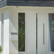 Sfaturi: de ce sa investesti intr-o usa de exterior de calitate?