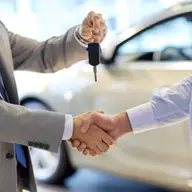 Mașină nouă sau mașină second hand: 5 aspecte de luat în considerare