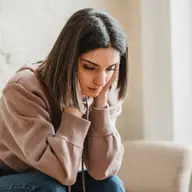 3 probleme care apar în urma dezechilibrului hormonal