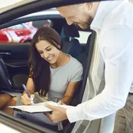Dorești să alegi un serviciu de rent a car din Sibiu? Iată câteva avantaje de care te vei bucura din start!