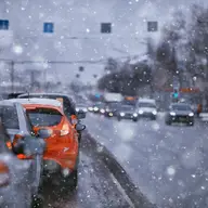 Cum conduci în siguranță cand este polei: măsuri preventive