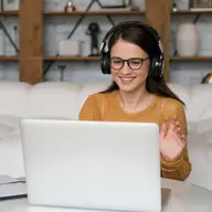 Gestionează orele lucrate de angajați cu un soft pontaj electronic
