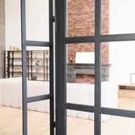 Uși din sticlă pentru interiorul casei tale: idei de design interior