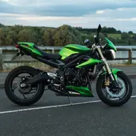 Triumph Speed Triple: Putere și performanță pe două roți