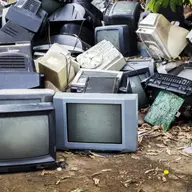 Ce faci cu televizorul stricat? Află cum găsești un punct de colectare pentru aparatele electrice