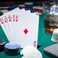 Poker online - tot ce trebuie să știe jucătorii începători