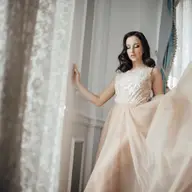 Ce rochii de nuntă pentru nașe sunt la modă în 2024?