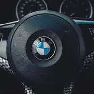 De ce este esential sa alegem un service autorizat pentru reparatiile auto