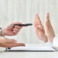 Concediat ilegal de la locul de muncă: unde să vă adresați și ce să faceți?