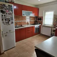 Proprietar inchiriez apartament 2 camere in Zona Soarelui