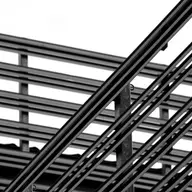 Balustrade din inox și alte utilizări ale oțelului inoxidabil în construcții