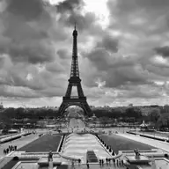 Unde au studiat pictorii români celebri? Parisul, printre destinațiile preferate