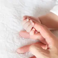 Primele semne ale sarcinii și pregătirile esențiale pentru venirea pe lume a copilului
