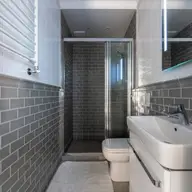 Top 5 beneficii ale utilizării unui ventilator electric în baie