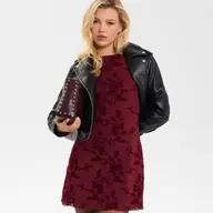 Cum să alegi lungimea unei rochii elegante în funcție de ocazie?