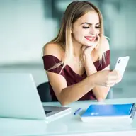 Credite rapide online: cum alegi cea mai bună ofertă prin marketplace-uri financiare