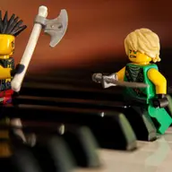 5 moduri în care LEGO Ninjago poate stimula imaginația celor mici