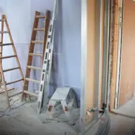 Importanța detaliilor tehnice în finisajele interioare