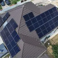 De ce firmele autorizate aleg Fast Electric Expert pentru sisteme fotovoltaice