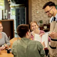 Rolul unui program gestiune restaurant în optimizarea activităților din industria HoReCa