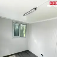 Cum a devenit un container birou complet funcțional în doar cateva zile