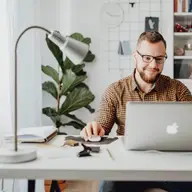 Cum să economisești timp și bani prin verificarea asigurării auto online