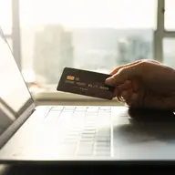 Cum să te pregătești pentru a aplica pentru primul tău credit online la un IFN