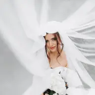 Trenduri rochii de mireasă 2026: romantism reinterpretat, volum spectaculos și detalii cu personalitate