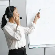 Utilizările profesionale ale microcăștilor și ale camerelor miniaturale, domenii puțin cunoscute