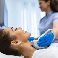 Oboseală cronică, kilogramele care nu dispar, somnul prost. Poate fi o problemă hormonală