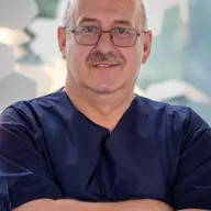 Chirurgia robotică deschide noi perspective în tratamentul cancerului pancreatic: intervenție complexă realizată la MedLife Medici’s Timișoara